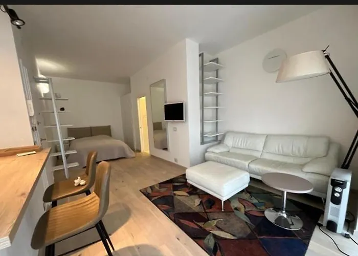 Monolocale San Giovanni Con Balcone A 50 M Dalla Metro *